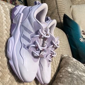 adidas women’s ozweego purple running shoes